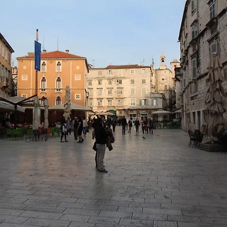 Ante - Diocletian's Palace アパート スプリト