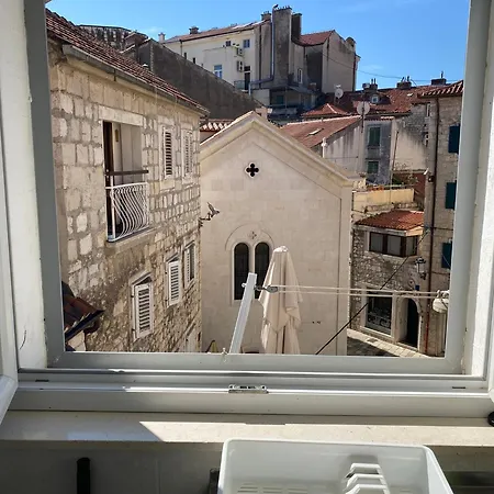 Ante - Diocletian's Palace Apartment *