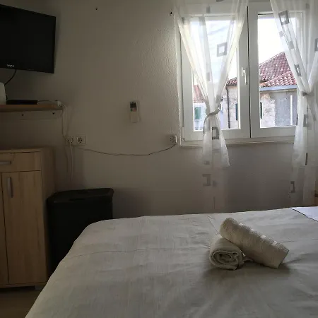 Ante - Diocletian's Palace Appartement *